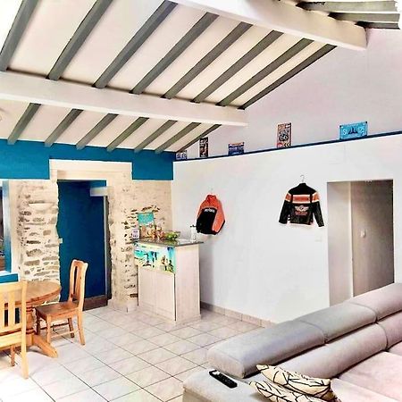 Charmante Maison Atypique En Village Saint-Colombin Εξωτερικό φωτογραφία