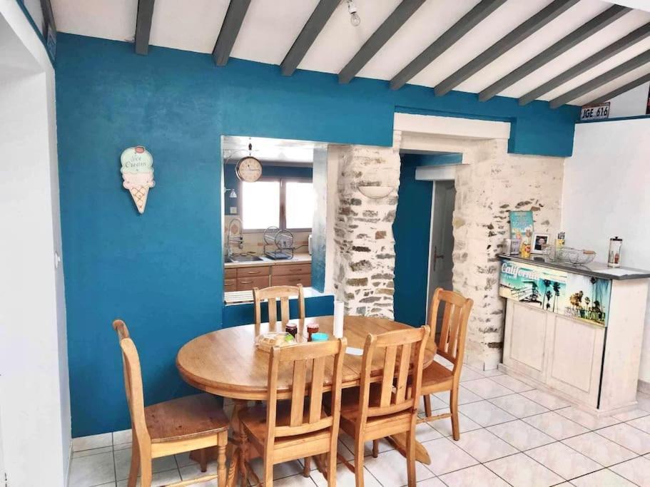 Charmante Maison Atypique En Village Saint-Colombin Εξωτερικό φωτογραφία